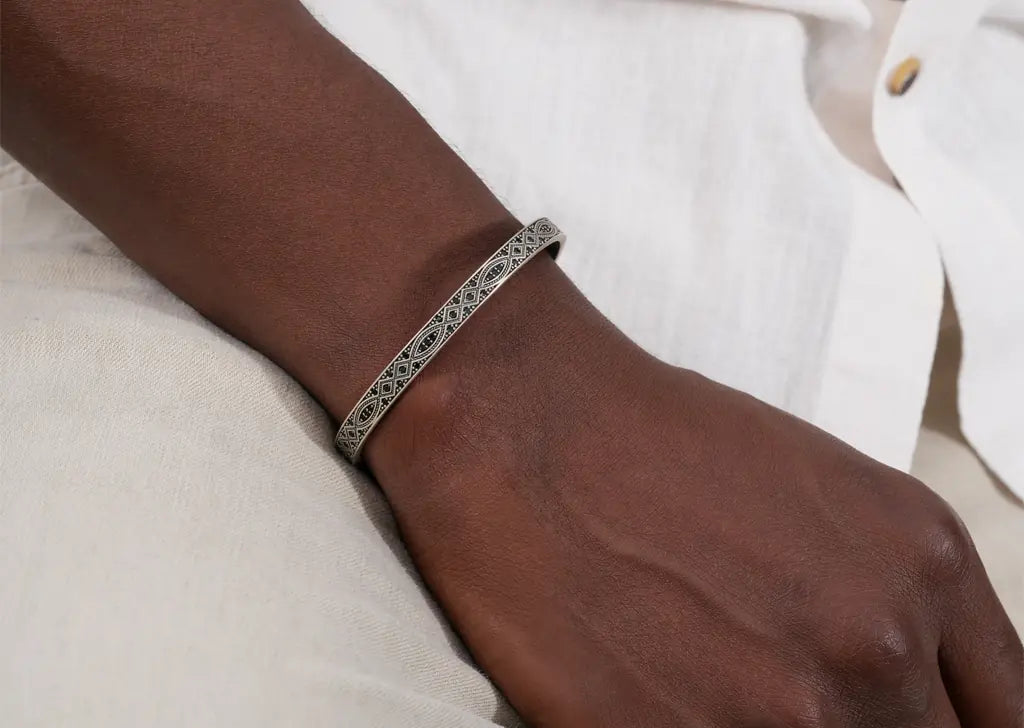 925 Ayar Gümüş Zirkon Taşlı Erkek Kelepçe Bileklik